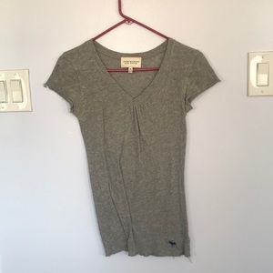 V neck tee